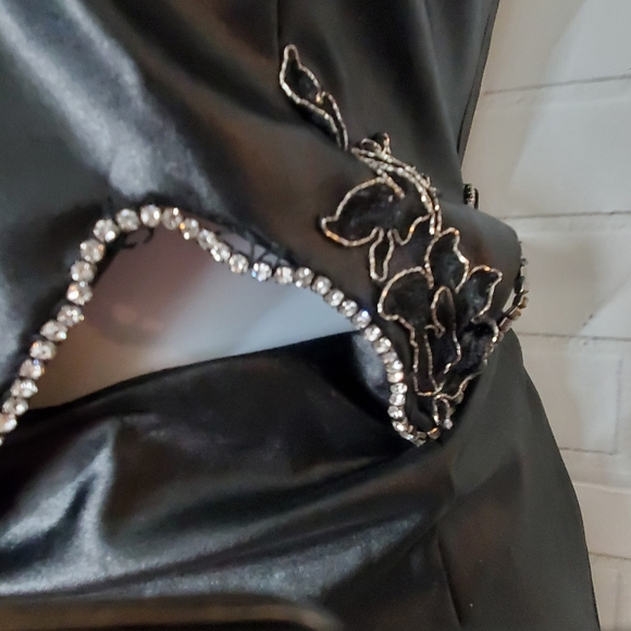 Kikiriki Black Shiny Rhinestone One Piece Dress - Picture 5 of 11